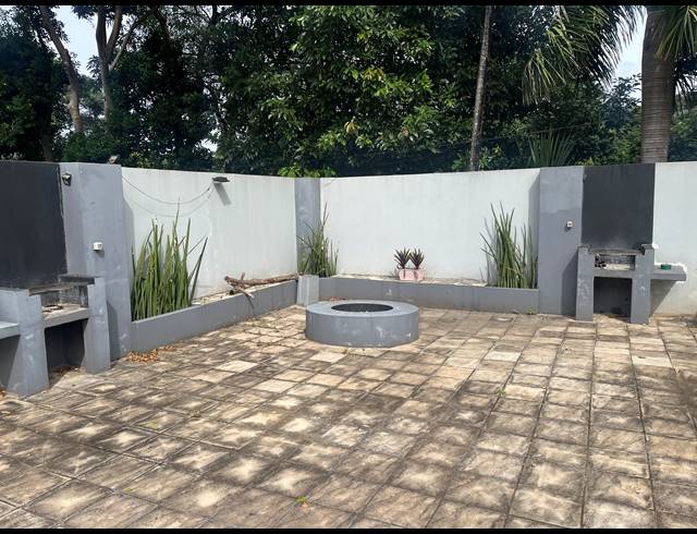 7 BEDROOM HOUSE FOR SALE IN BALLITO CENTRAL